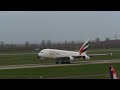 Airbus A380 Emirates - Flugzeug Start eines A380 vom Flughafen Düsseldorf