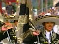 2004 Rose Parade: Aguiluchos Marching Band from Mexico Parte 1