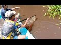 Penuh satu perahu ikan bawan hasil menjala dan tahan pukat di sungai bakong beluru baram..