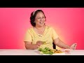 Mexican Moms Try Vietnamese Food