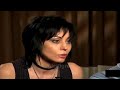 Joan Jett - Talks THE RUNAWAYS !