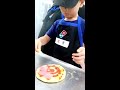 在達美樂diy pizza（5歲7個月）