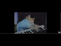 Keyboard cat but its super low quality