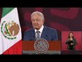 AMLO ENSEÑA LO QUE TRAE PUESTO! 😱🙈😸 Mira XQ! #mañanera 04/enero/2024.