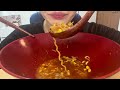 대창 넣은 라면2🍜라면 끓이다 통대창 넘 바삭해짐ASMR