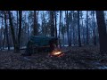 Quick shelter in the winter woods, Bushcraft building, Winter overnight