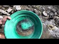 HOW TO FIND GOLD EVERY TIME IN ANY CREEK!!!!! Metal vs Plastic