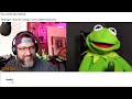 Kermit brings Miss Piggy on Omegle