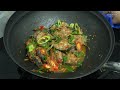 Stir-fry Spicy Catfish Recipe (ผัดเผ็ดปลาดุก)