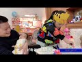 Qingbao's 10th birthday, parents prepare cake secretly