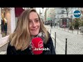 Parisians Try to Pronounce Words in English