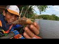 Dua kali diguyur hujan saat mancing di sungai bikin tidur makin nyenyak.