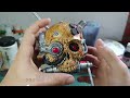 Making a ServoSkull (Scrapbuilding and some sculpting)