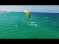 Playing in the Waves With the Flysurfer Hybrid