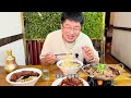 Anhui Huaibei eldest brother to make beef noodles  a pot of 1500 yuan into instinct to cook 2000 bo