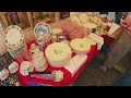 Shopping at the lovely flea market at Montmartre in Paris｜vintage accessories and clothes